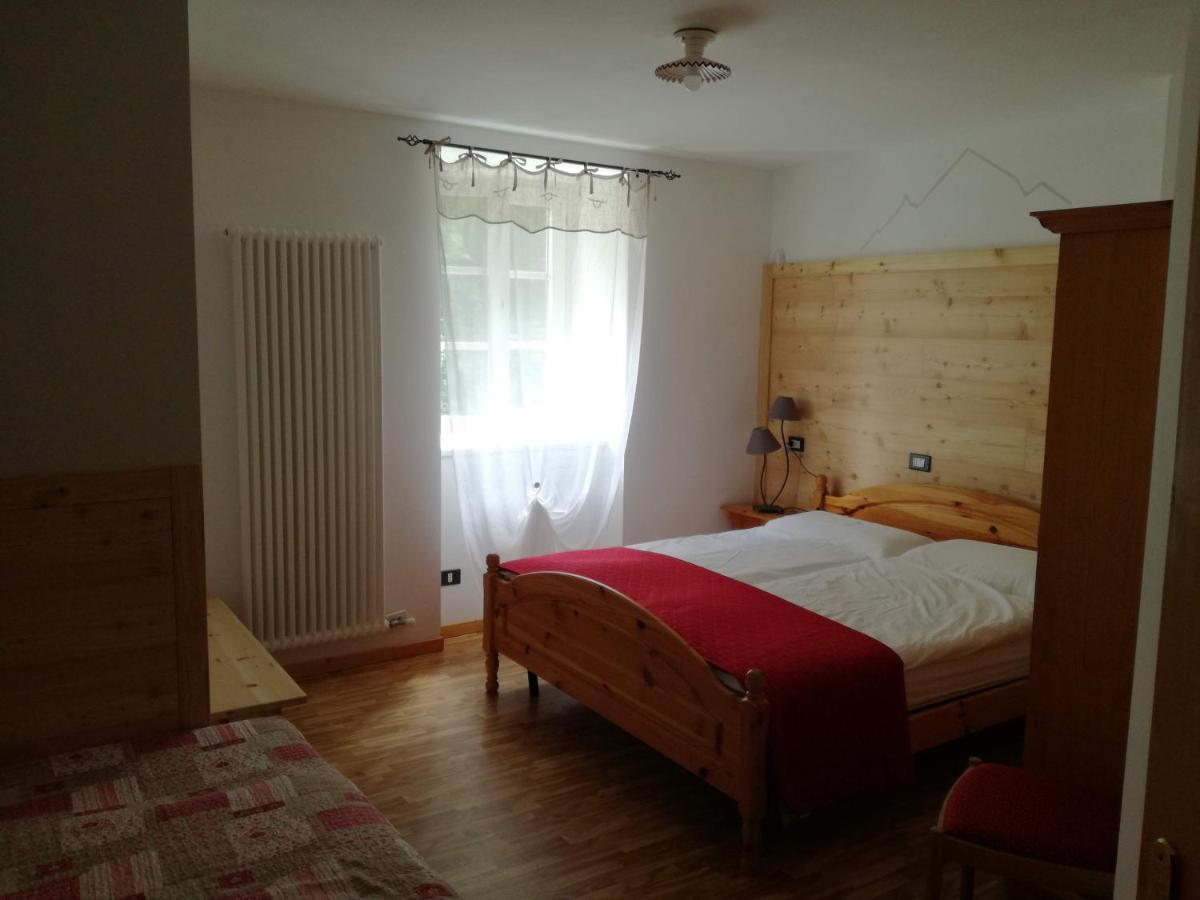 Appartamenti Rabbi Fonti Bagni di Rabbi Exterior foto