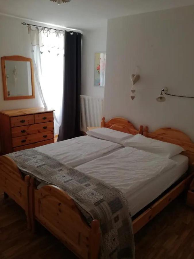 Appartamenti Rabbi Fonti Bagni di Rabbi Exterior foto
