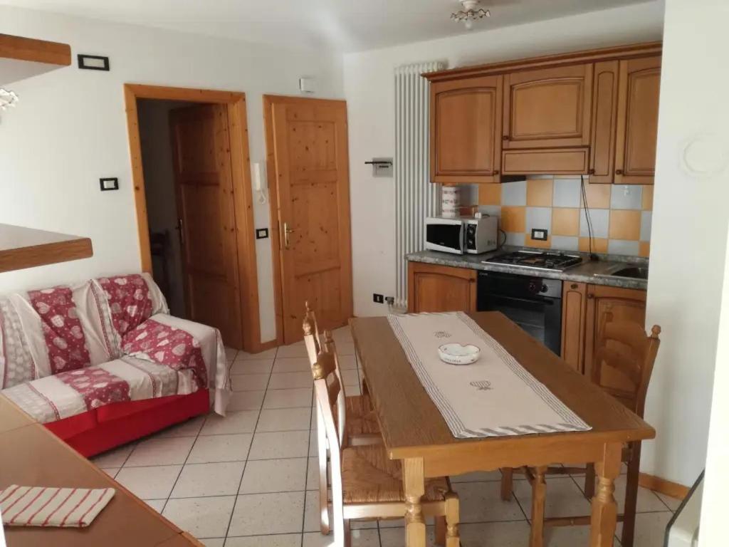 Appartamenti Rabbi Fonti Bagni di Rabbi Exterior foto