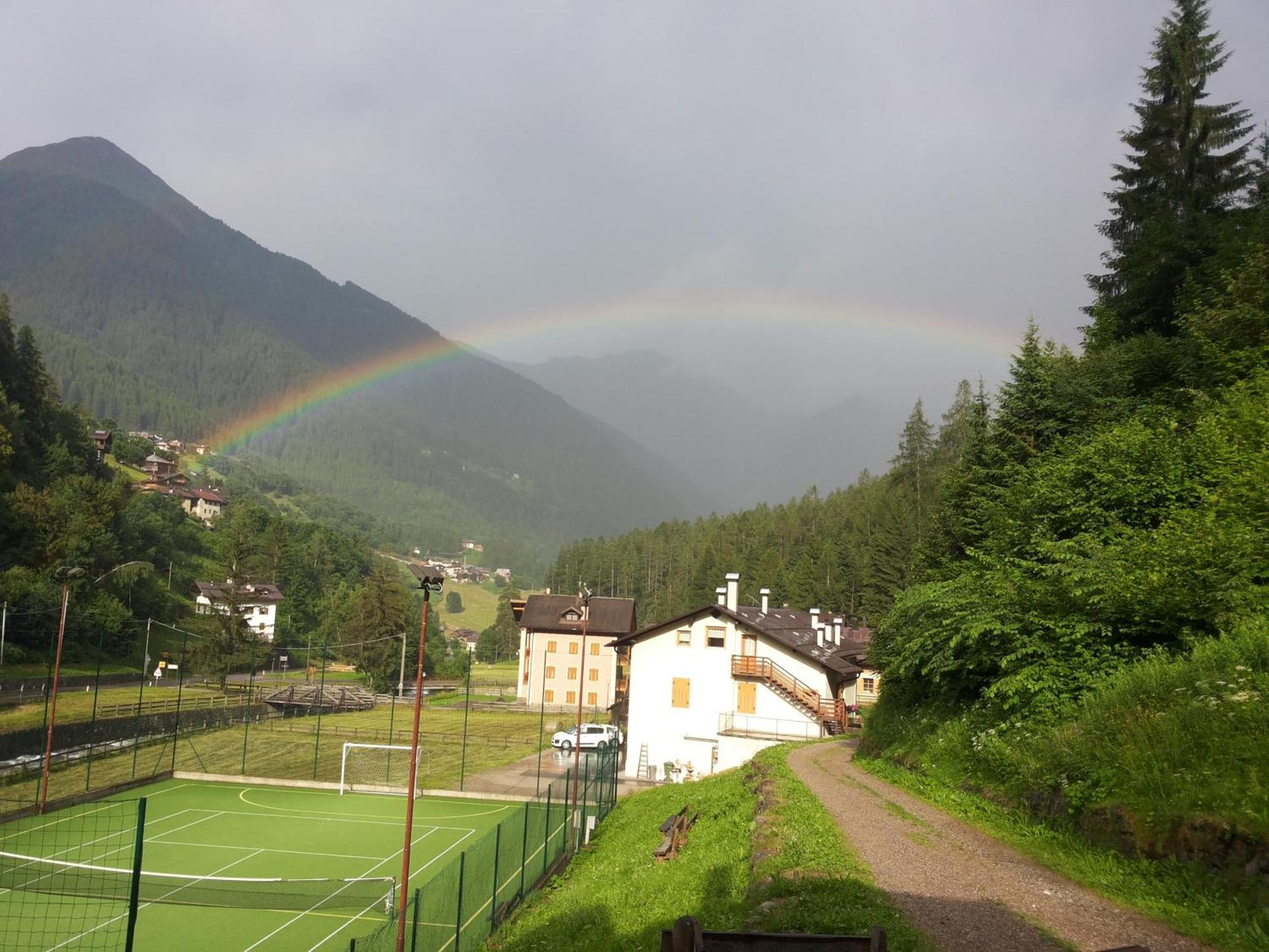 Appartamenti Rabbi Fonti Bagni di Rabbi Exterior foto